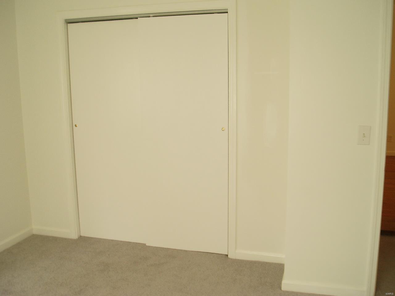 St. Louis Commons add - Residential