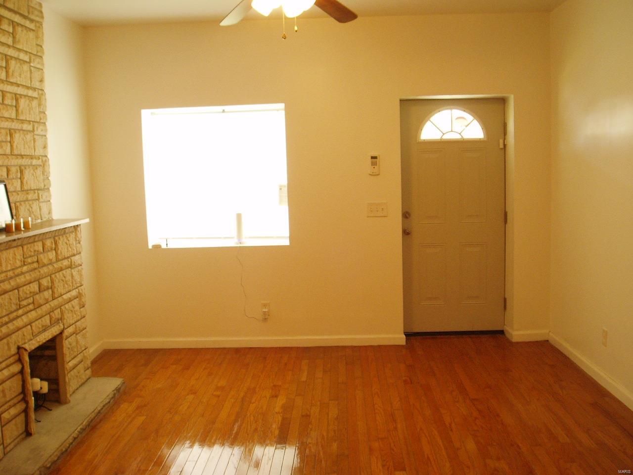 St. Louis Commons add - Residential