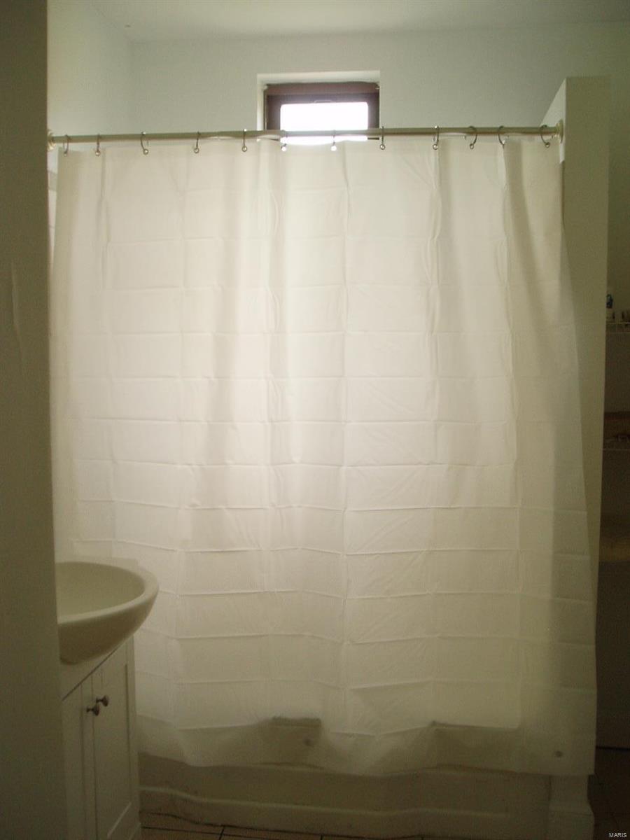 St. Louis Commons add - Residential