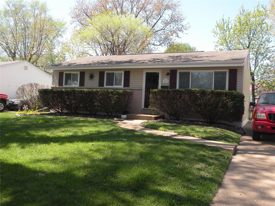 Come see this immaculately kept home with original hard wood flooring throughout. 3 bedrooms,  nice updated bath.
Large eat in kitchen with newer appliances! All appliances stay. Cabinet above stove has been replaced.
Full unfinished basement with large laundry area. Ready for you to finish!
Level fenced lot, and nice patio for those summer BBQ's!
Close to schools, shopping and dining.
Could be yours today!