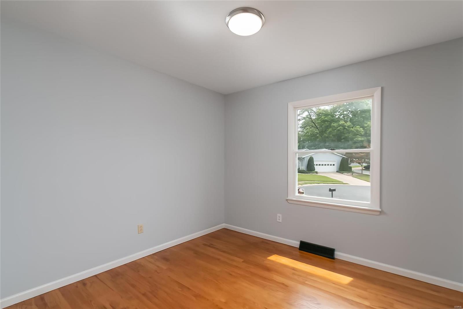 Elmwood Manor #8 - Residential