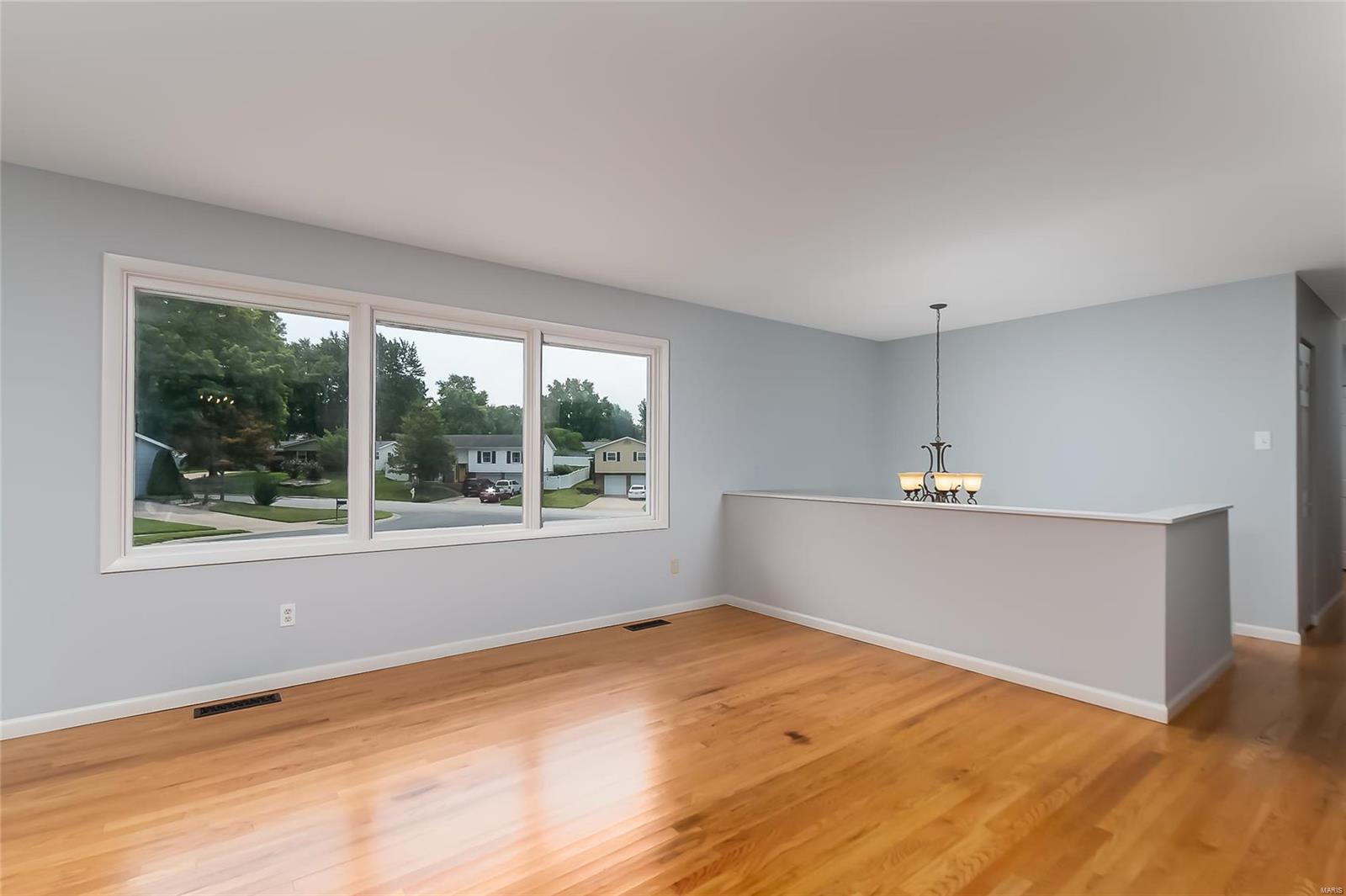 Elmwood Manor #8 - Residential