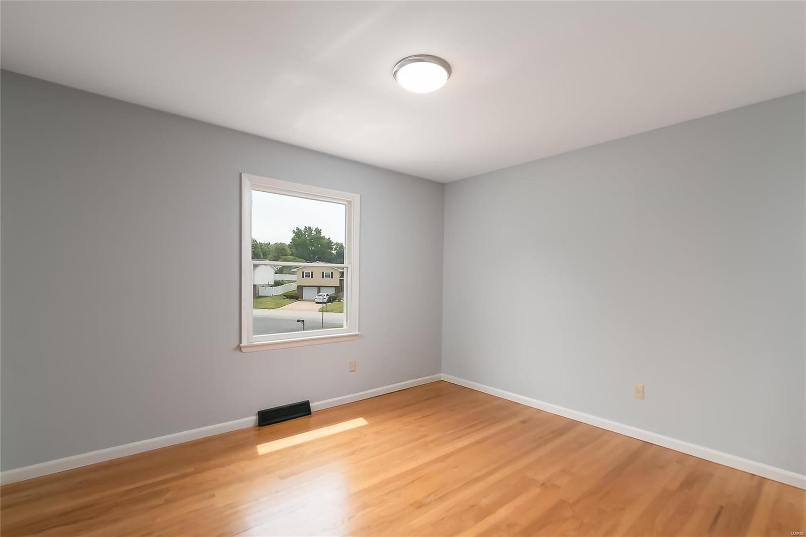 Elmwood Manor #8 - Residential