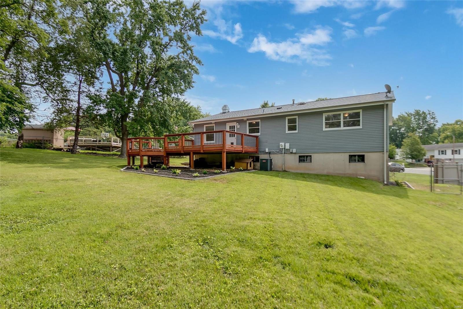 Elmwood Manor #8 - Residential