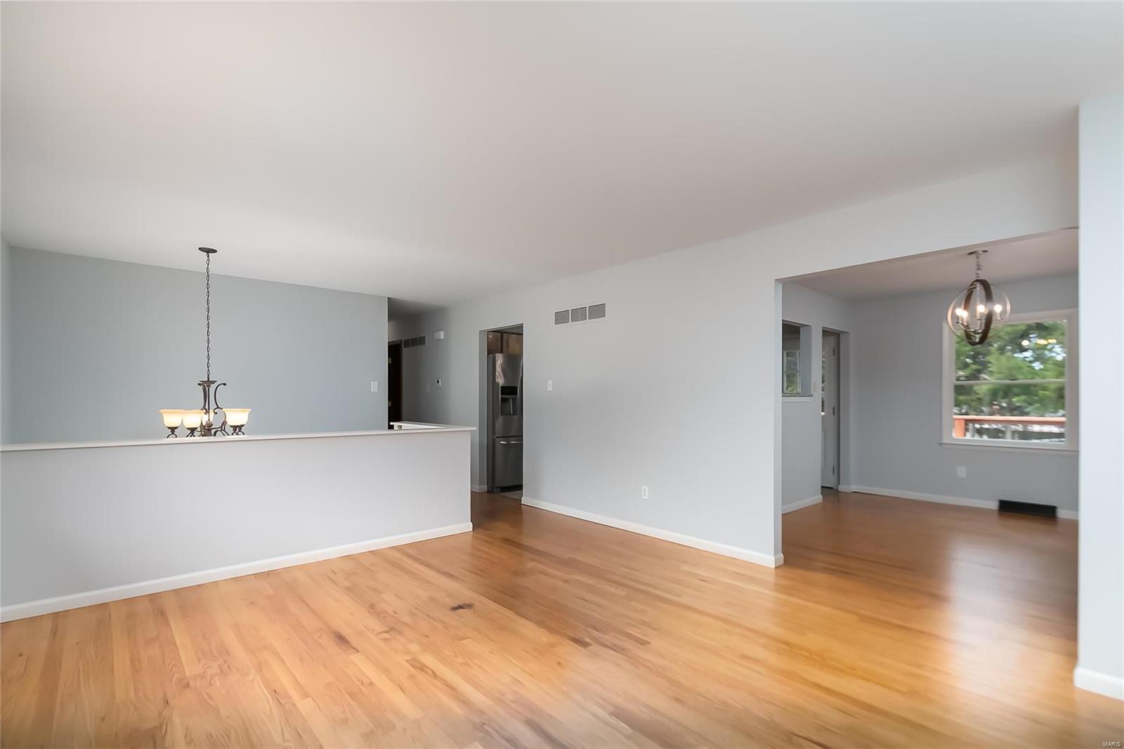 Elmwood Manor #8 - Residential