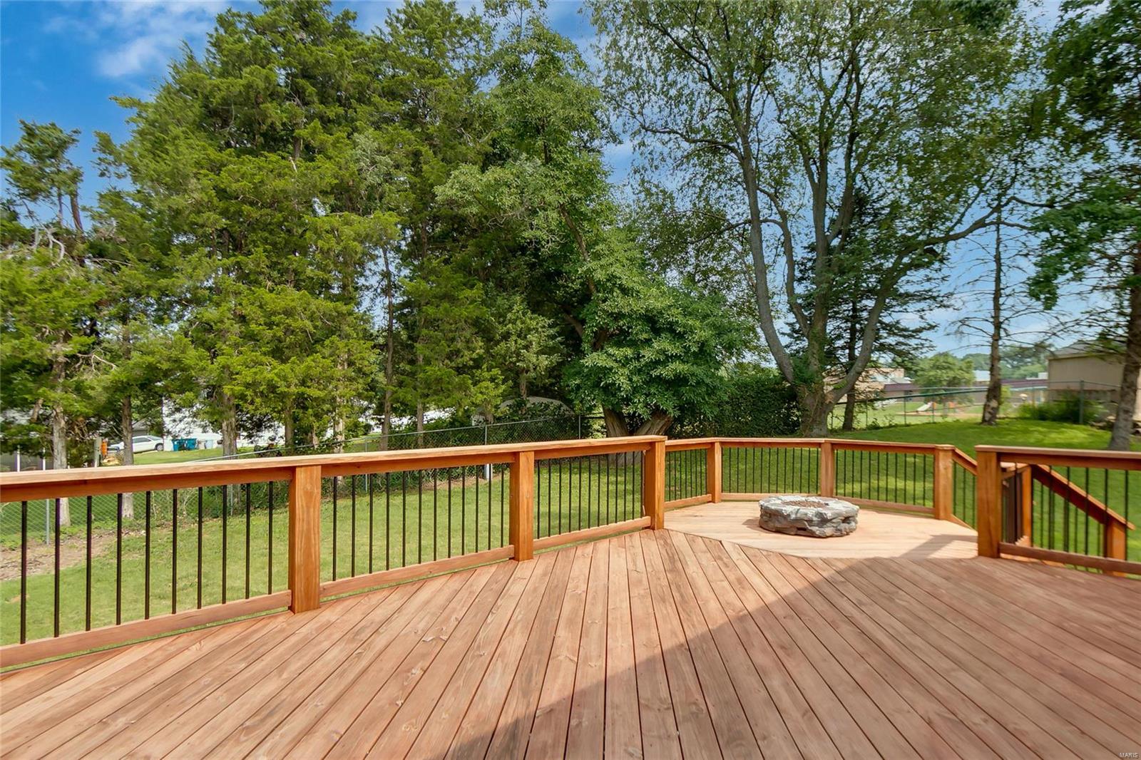 Elmwood Manor #8 - Residential