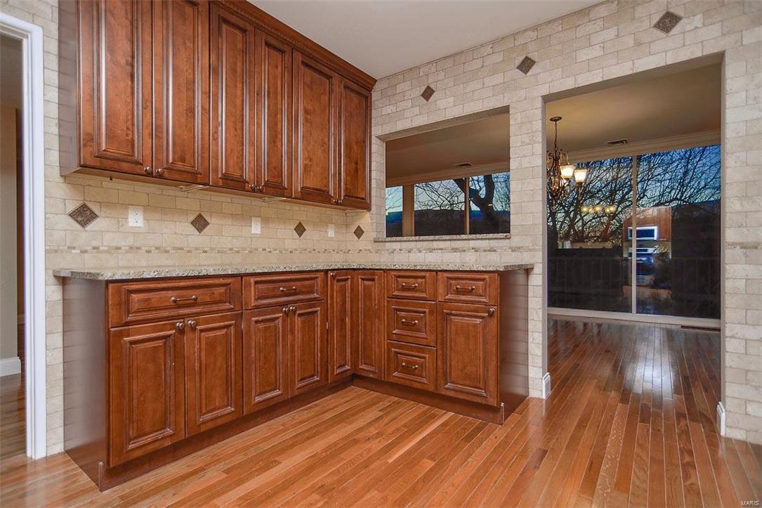 Cavalier Condo The - Residential