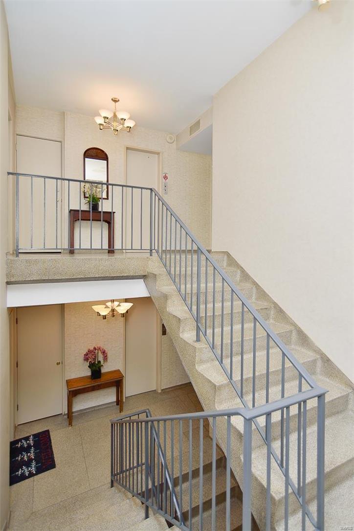 Cavalier Condo The - Residential