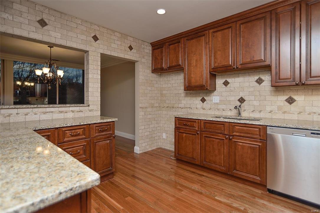 Cavalier Condo The - Residential