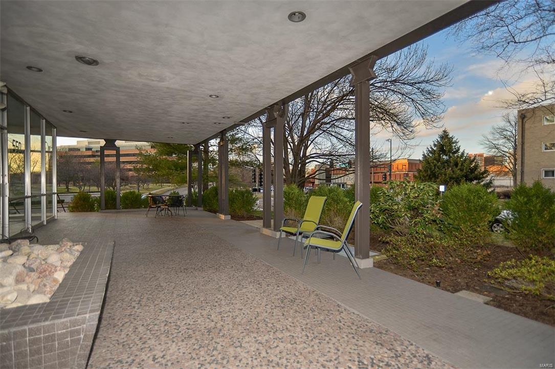 Cavalier Condo The - Residential