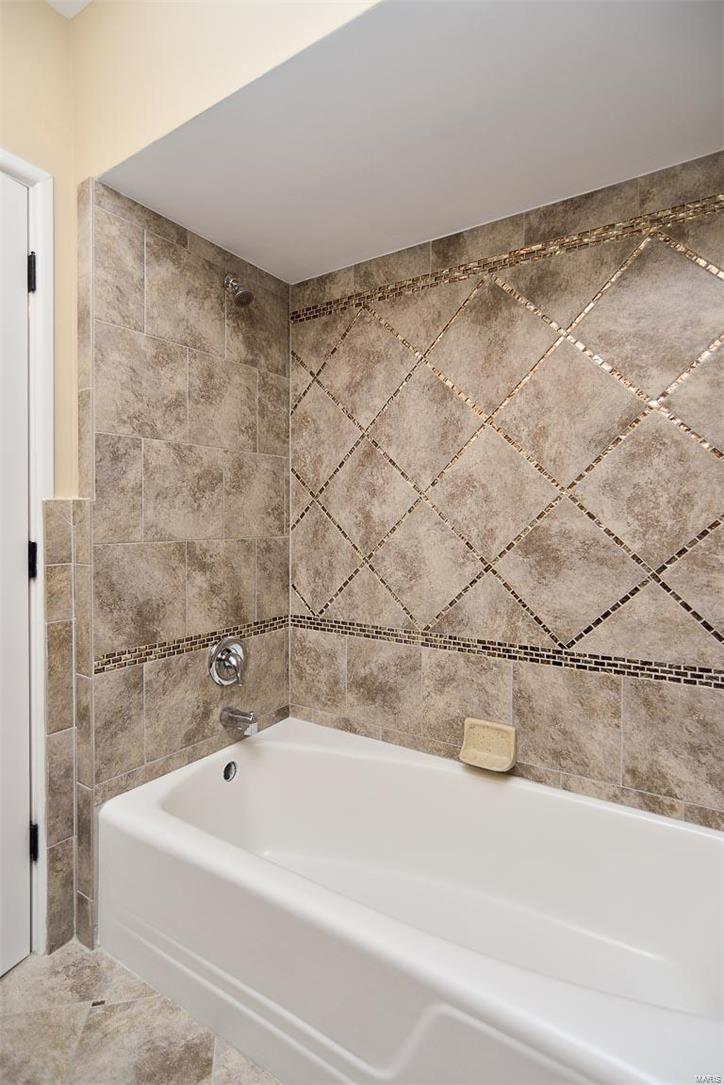 Cavalier Condo The - Residential