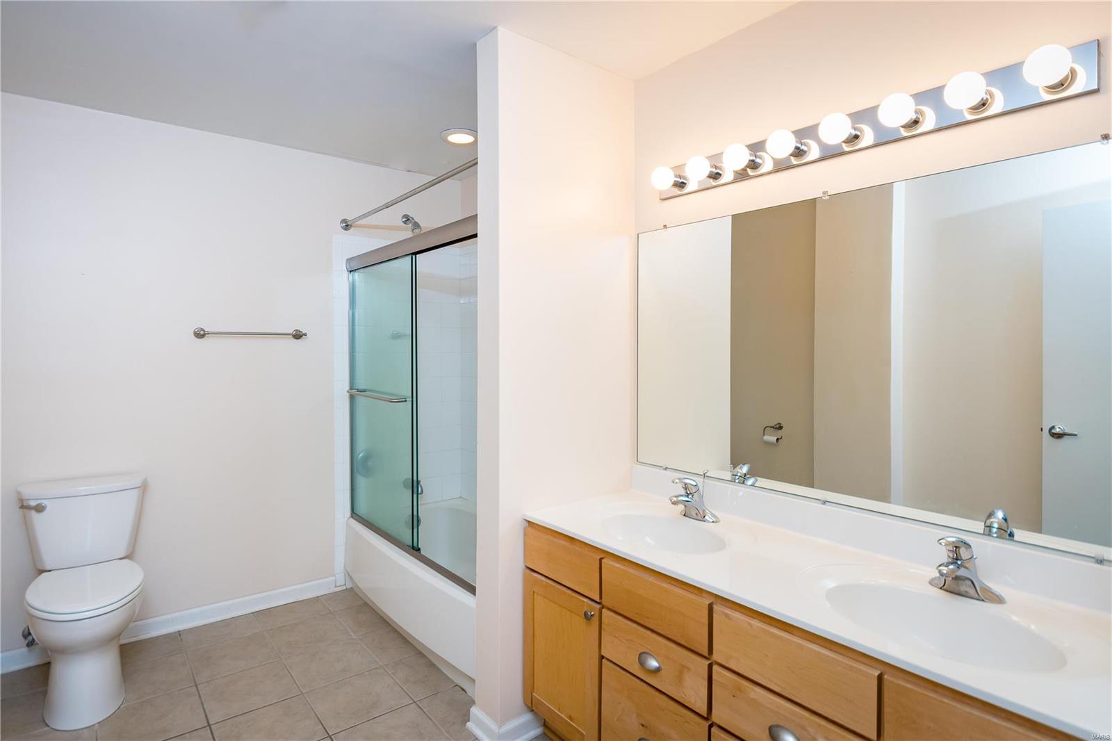 Lucas Place Add - Residential Lease