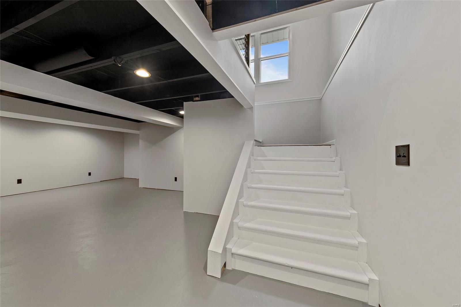 Four Winds #3 - Residential