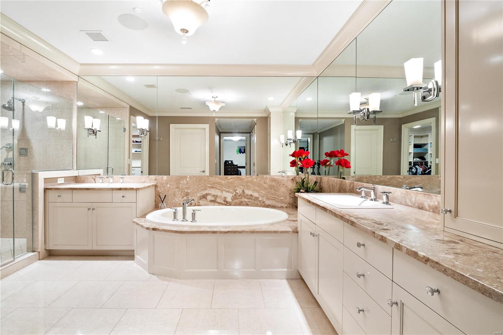 Plaza In Clayton The - Residential