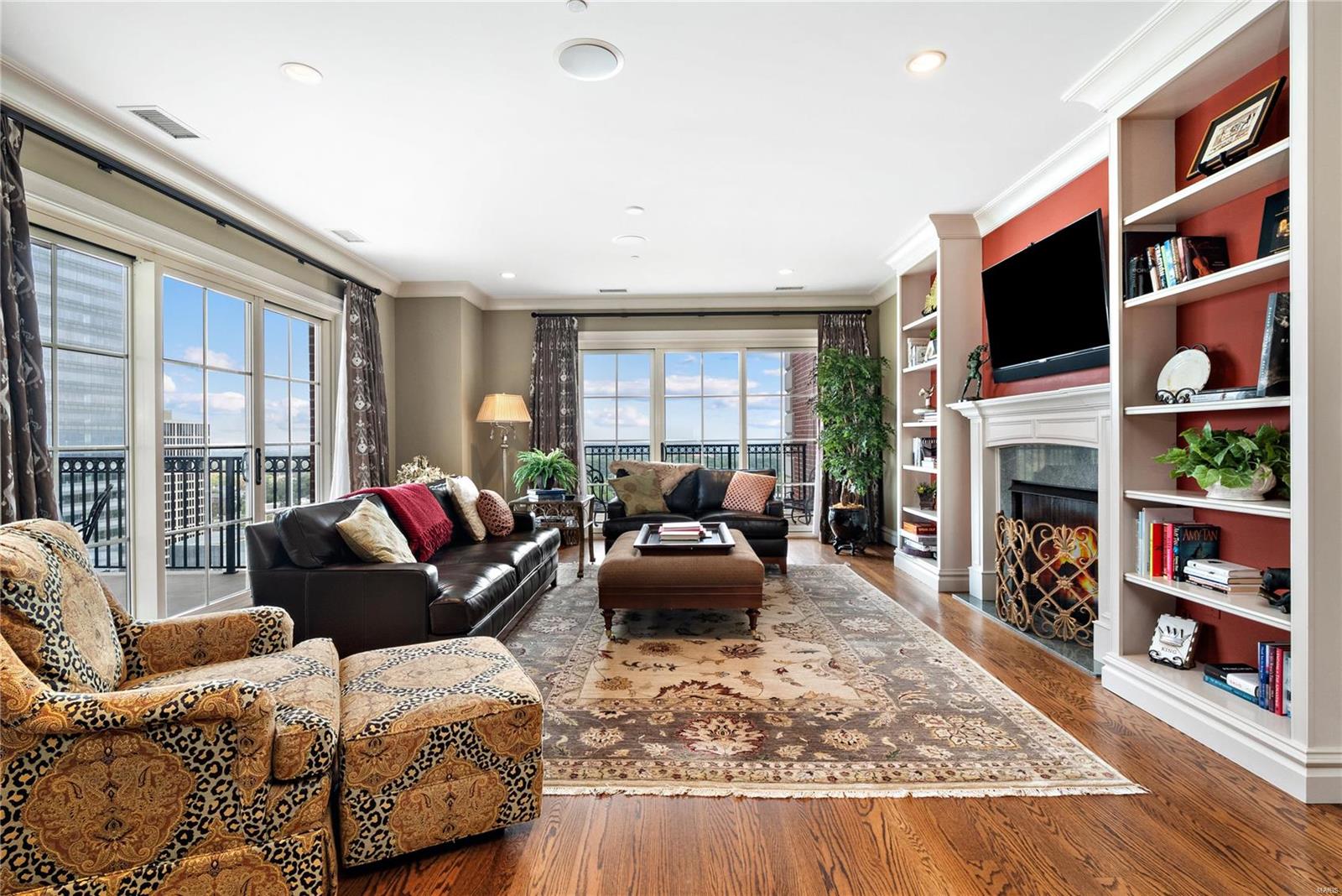 Plaza In Clayton The - Residential