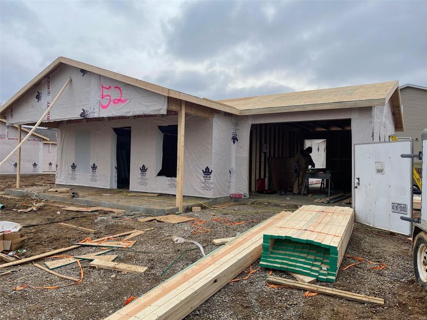 New construction built in Jackson & Fruitland area. This home features 3 bed, 2 baths, one car garage  built on a slab so everything is on one level for your convenience. Also added Bonus spacious corner lot!  Open concept with approximately 1,250 square feet. Features modern neutral colors, white cabinets and stainless steel appliances. Most importantly very affordable price! Only new construction out there in this price point.  Perfect for the first time buyer looking for low maintenance.  High speed internet too.