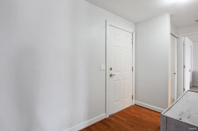 Pershing Ave Condo - Residential