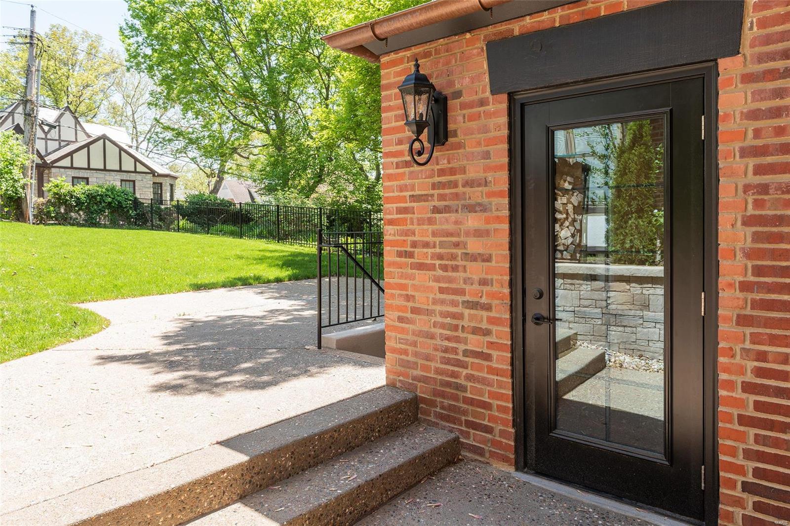 Wydown Forest - Residential