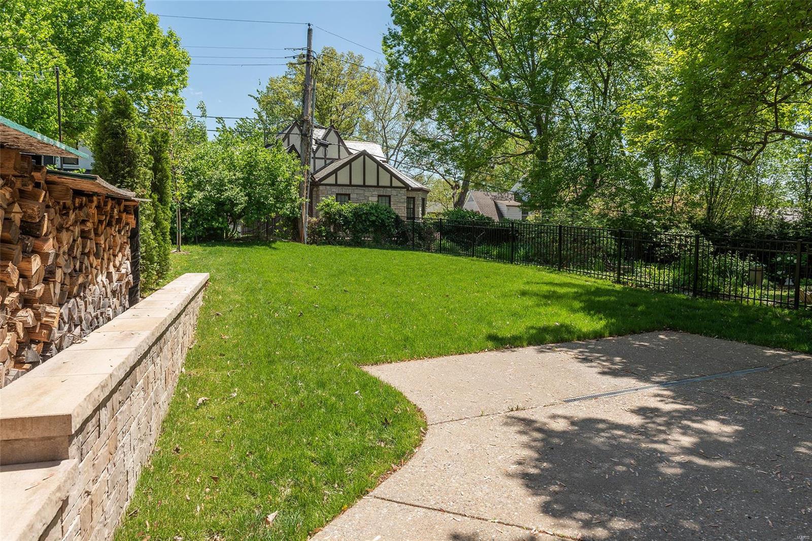 Wydown Forest - Residential