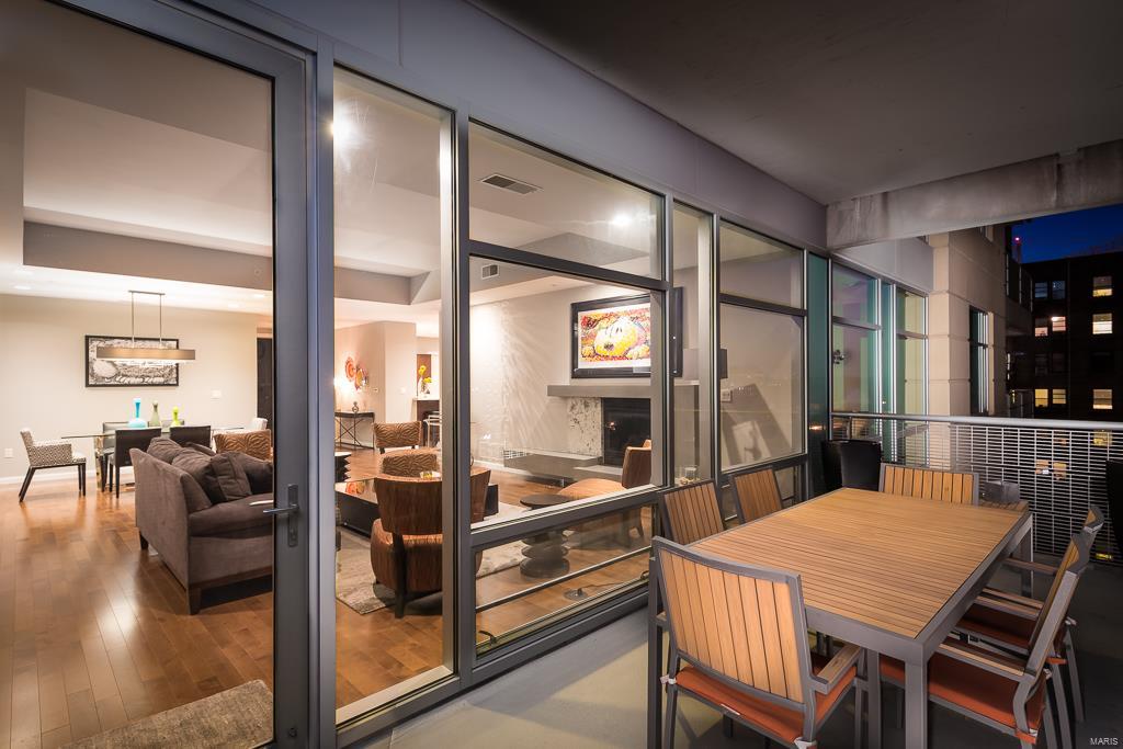 4545 Lindell Condo - Residential