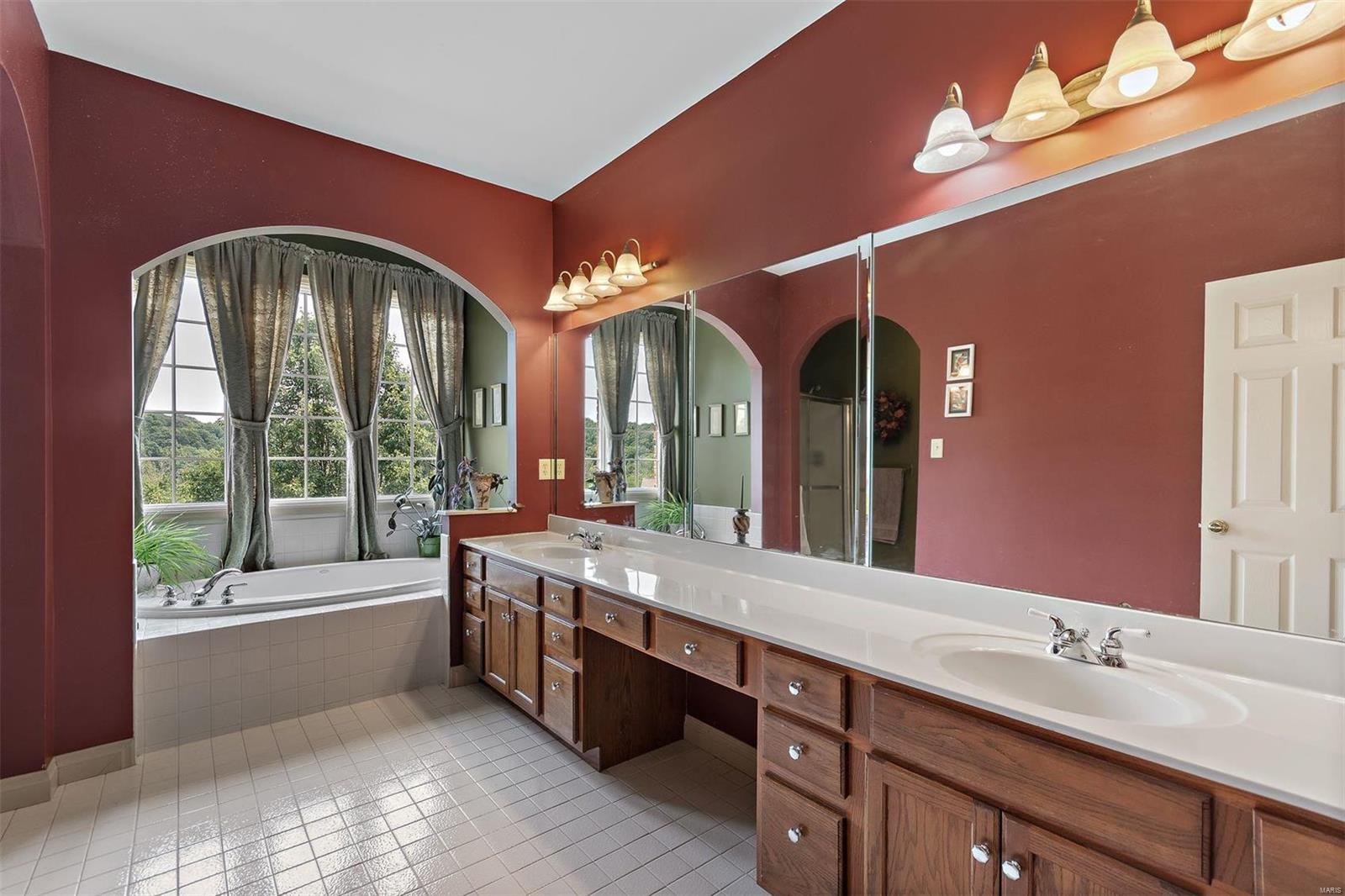 Three Sisters Farm 1 - Residential