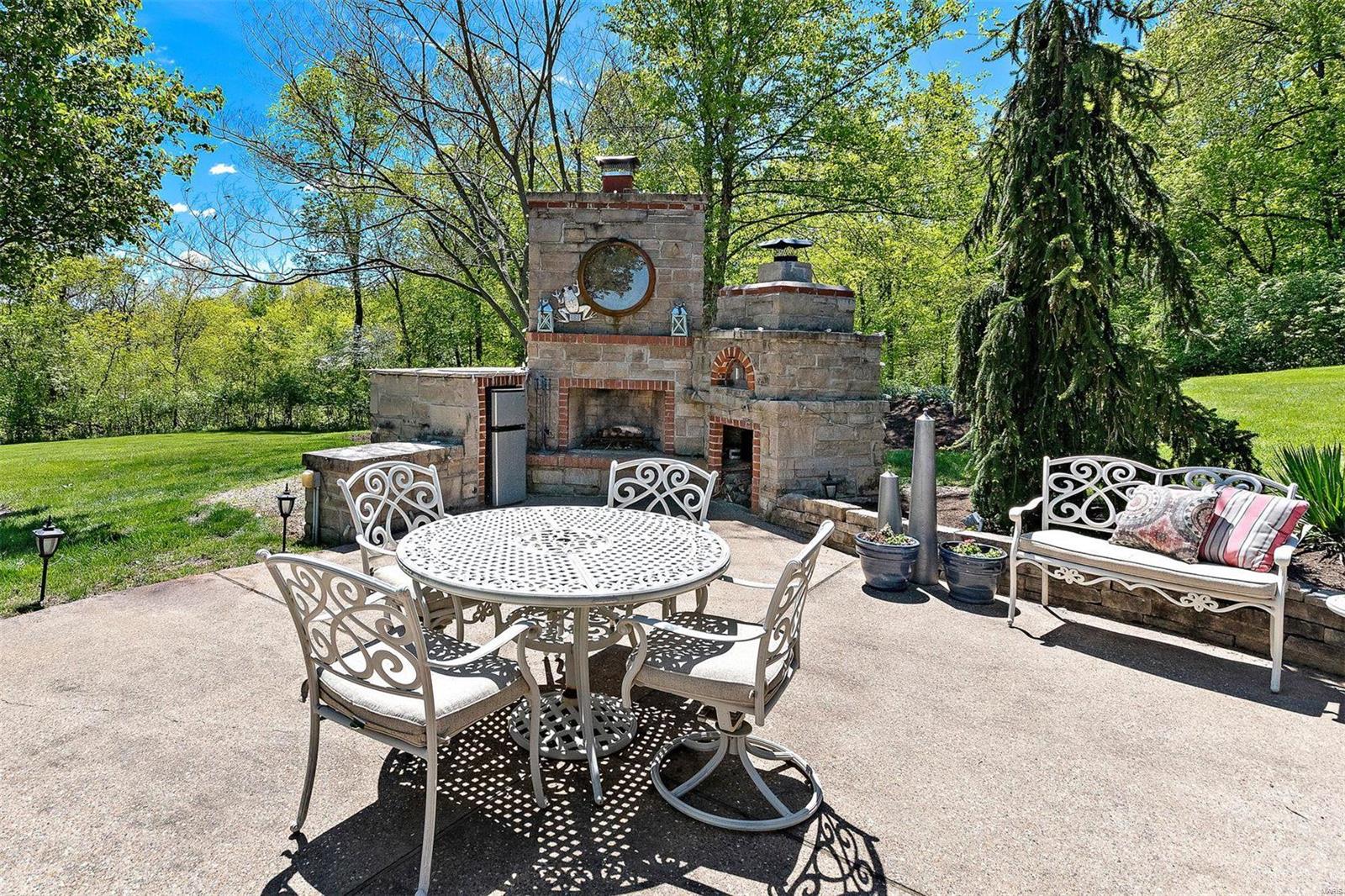 Three Sisters Farm 1 - Residential