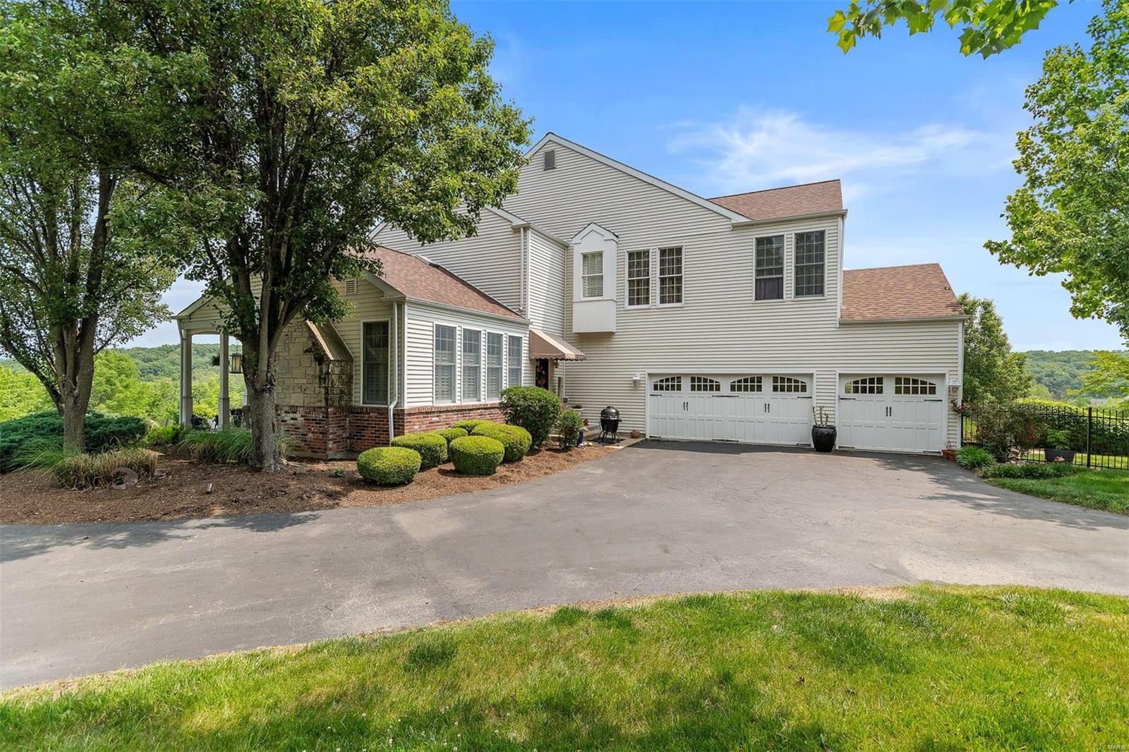 Three Sisters Farm 1 - Residential