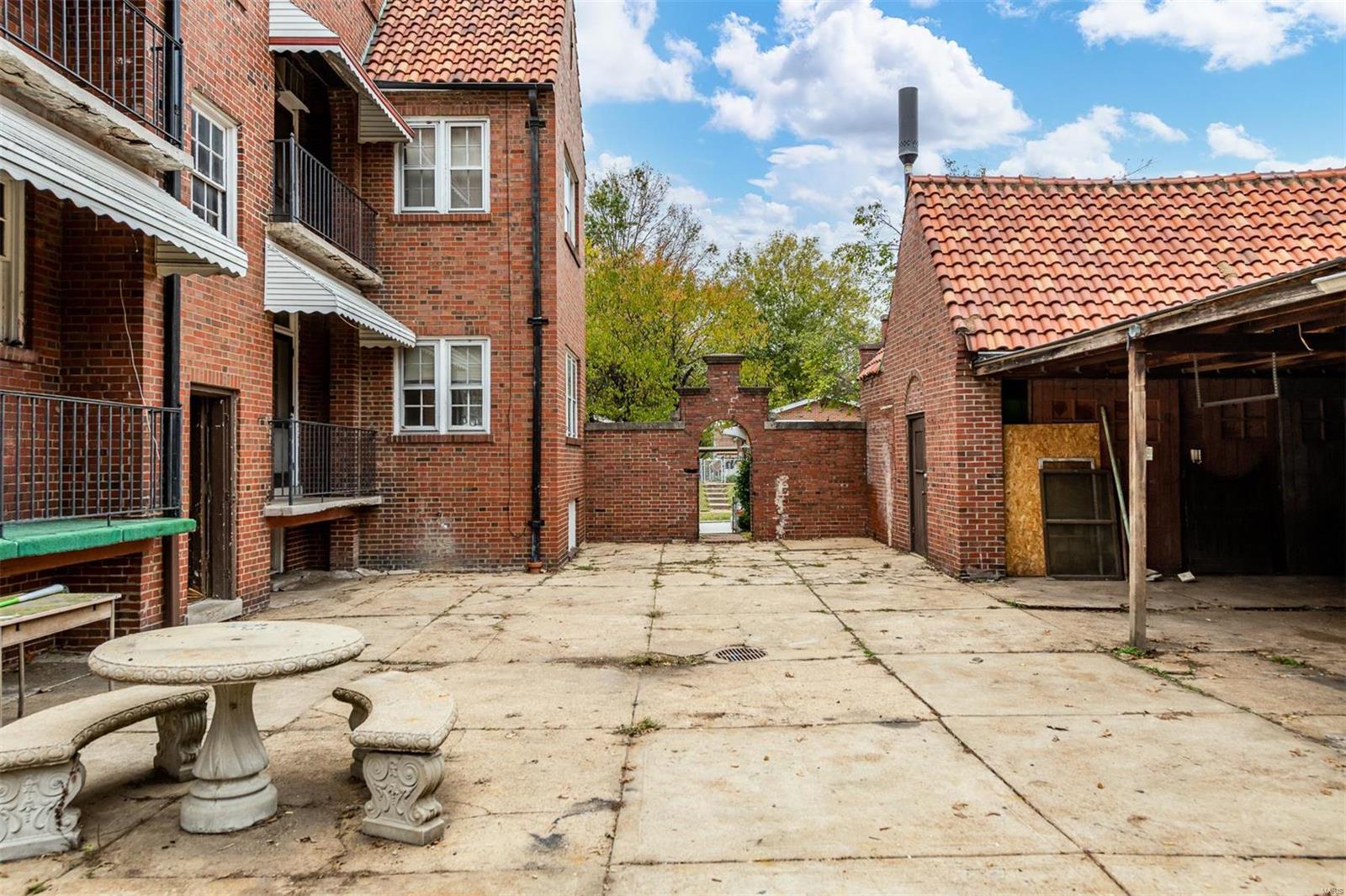 Edward Harens Add - Residential Income