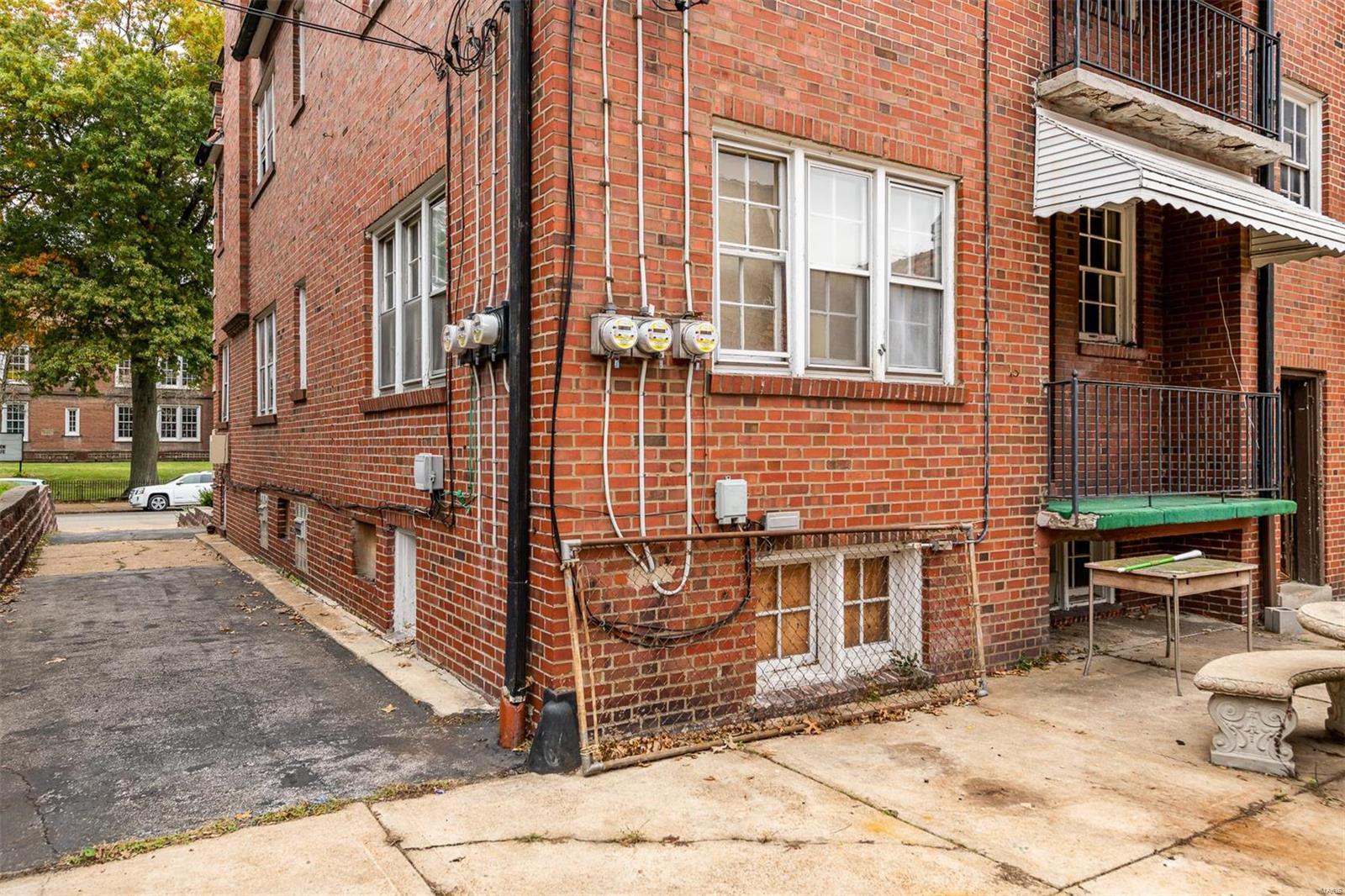 Edward Harens Add - Residential Income