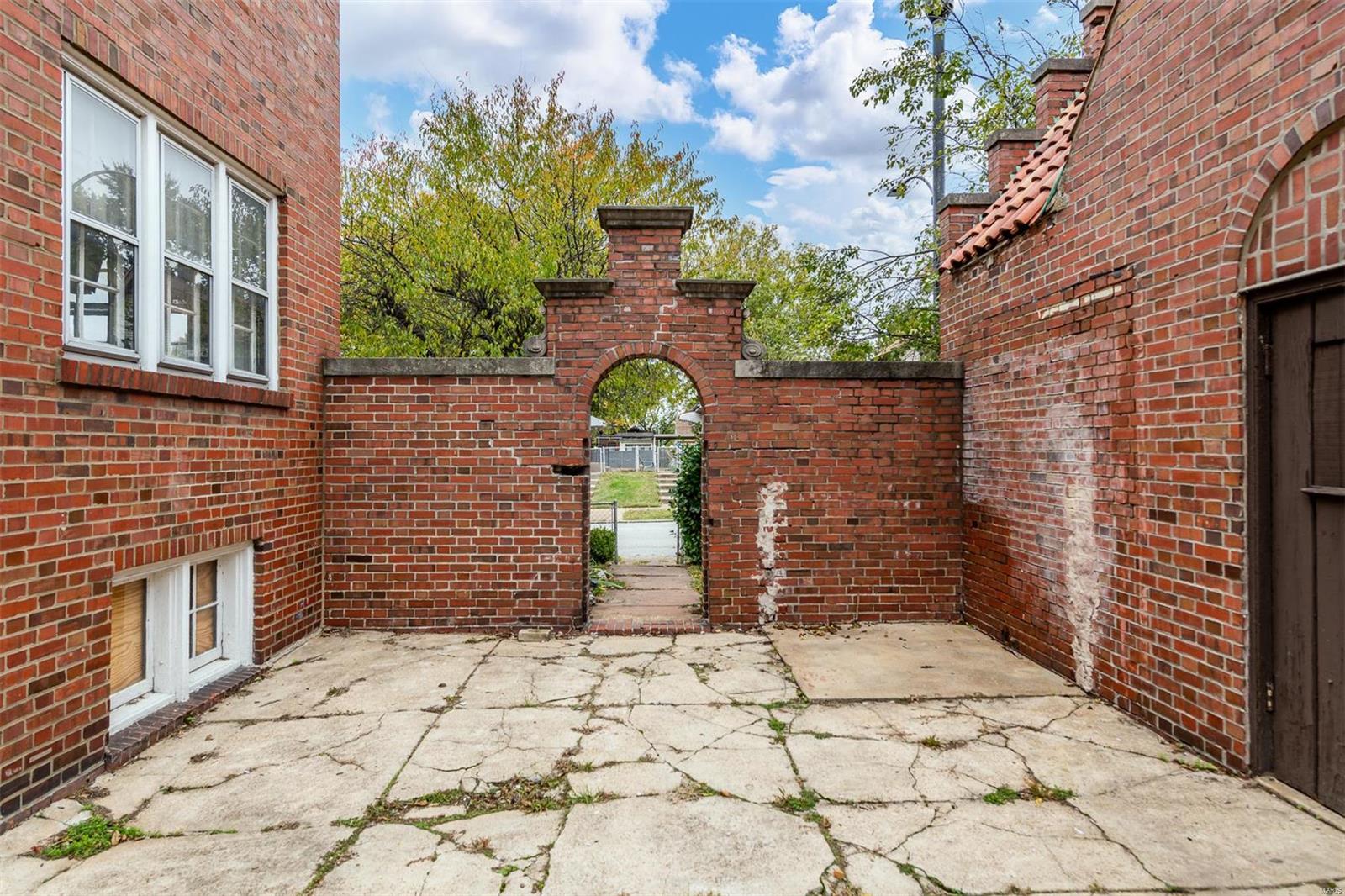Edward Harens Add - Residential Income