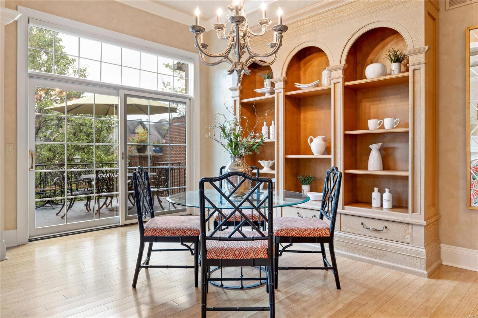 August Hill On Conway One - Residential