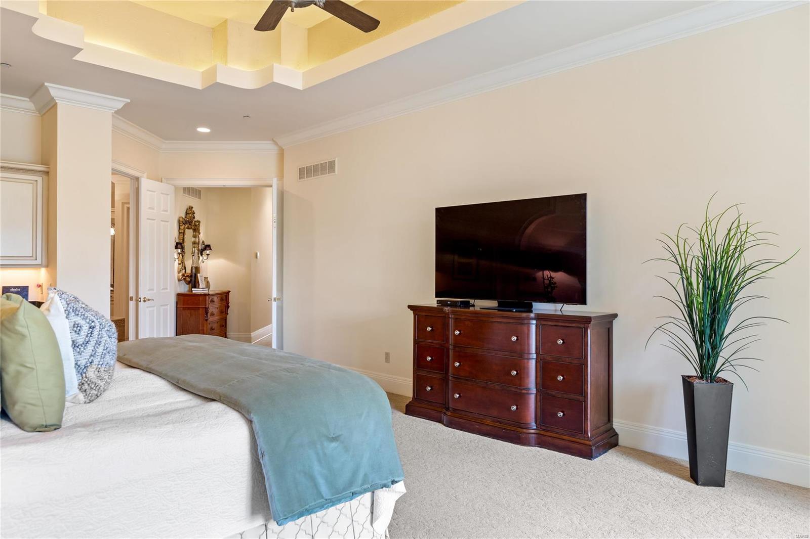 August Hill On Conway One - Residential