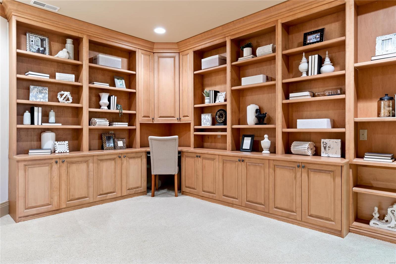 August Hill On Conway One - Residential