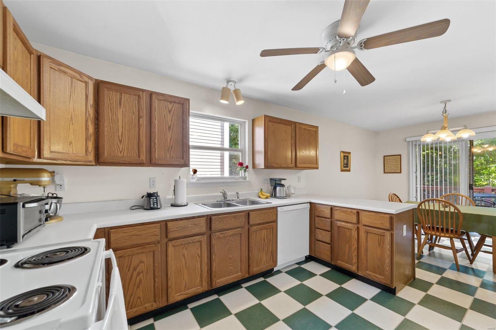 Ridges Of Oakwood Farms Second Add - Residential