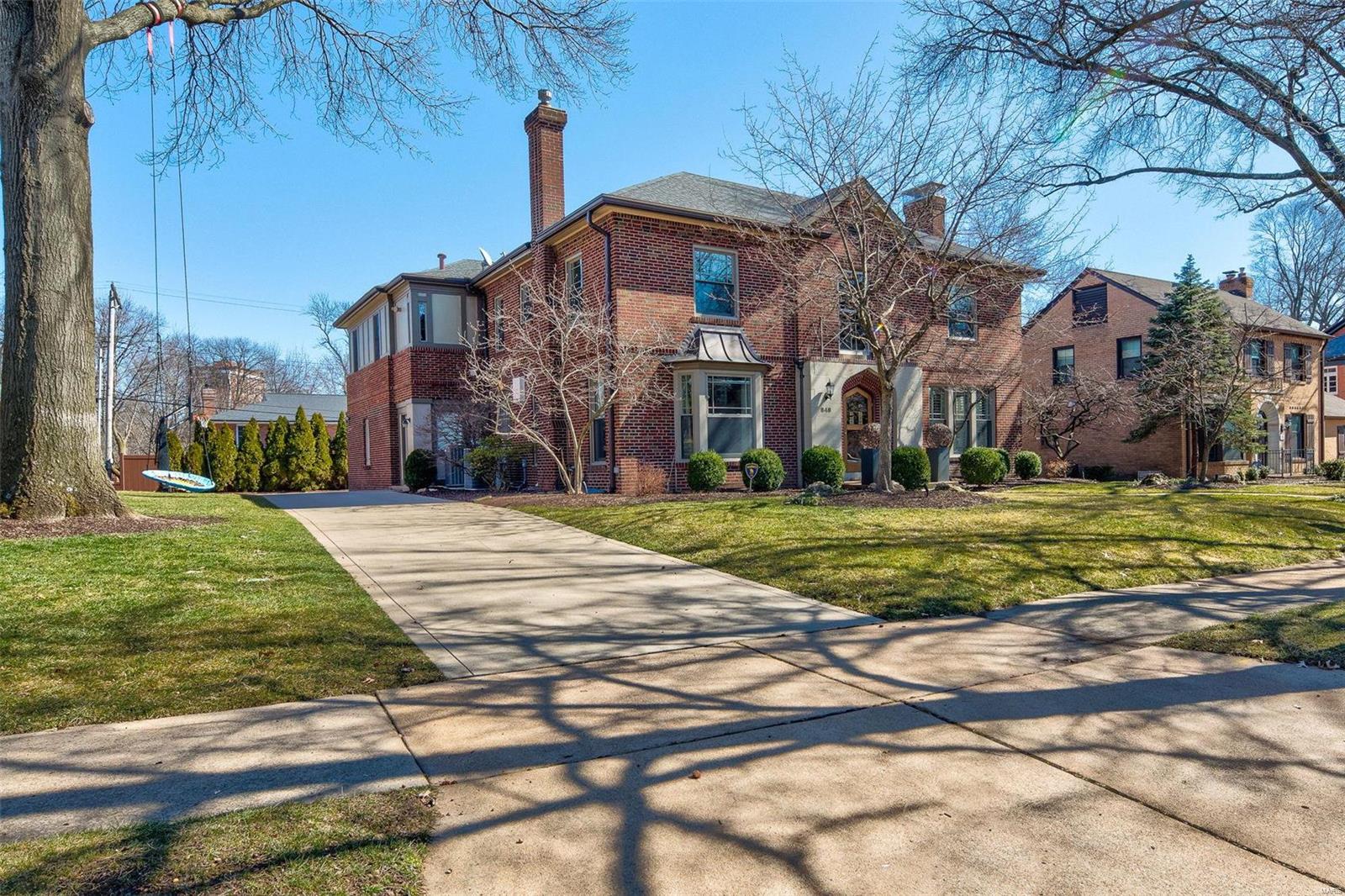 Davis Place - Residential