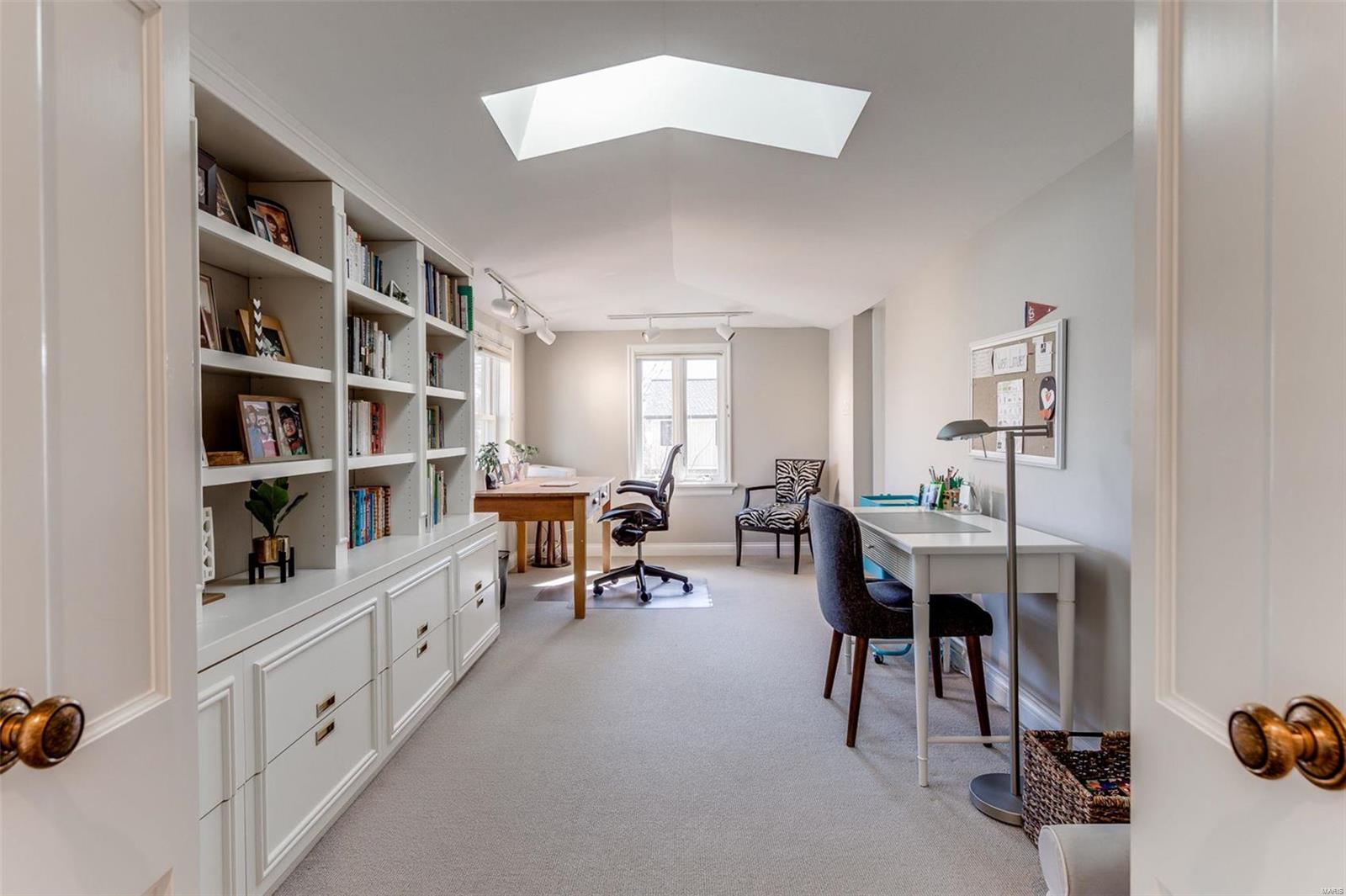 Davis Place - Residential