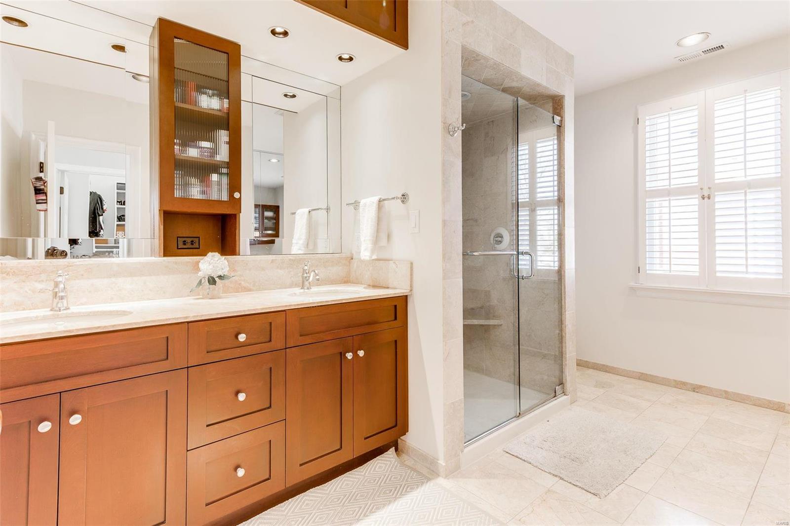 Davis Place - Residential