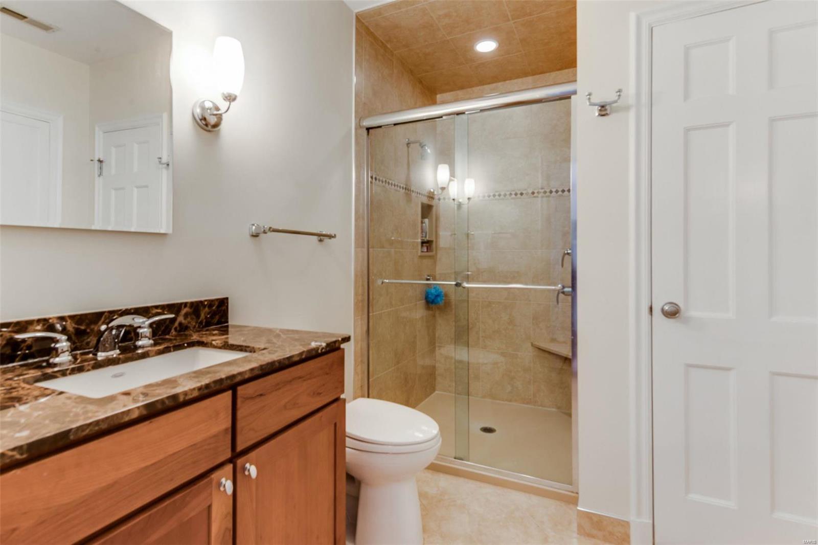 Davis Place - Residential