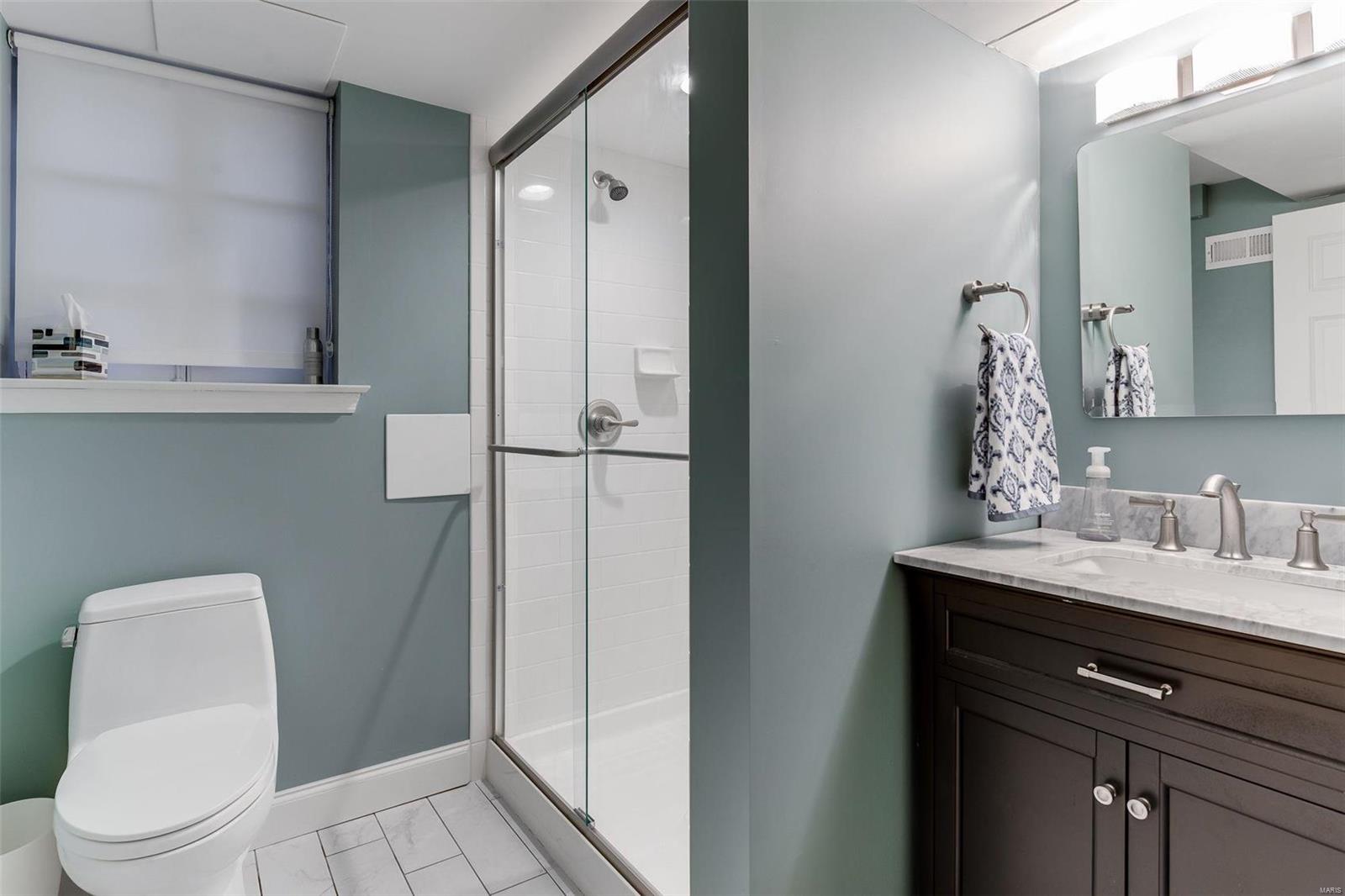 Davis Place - Residential