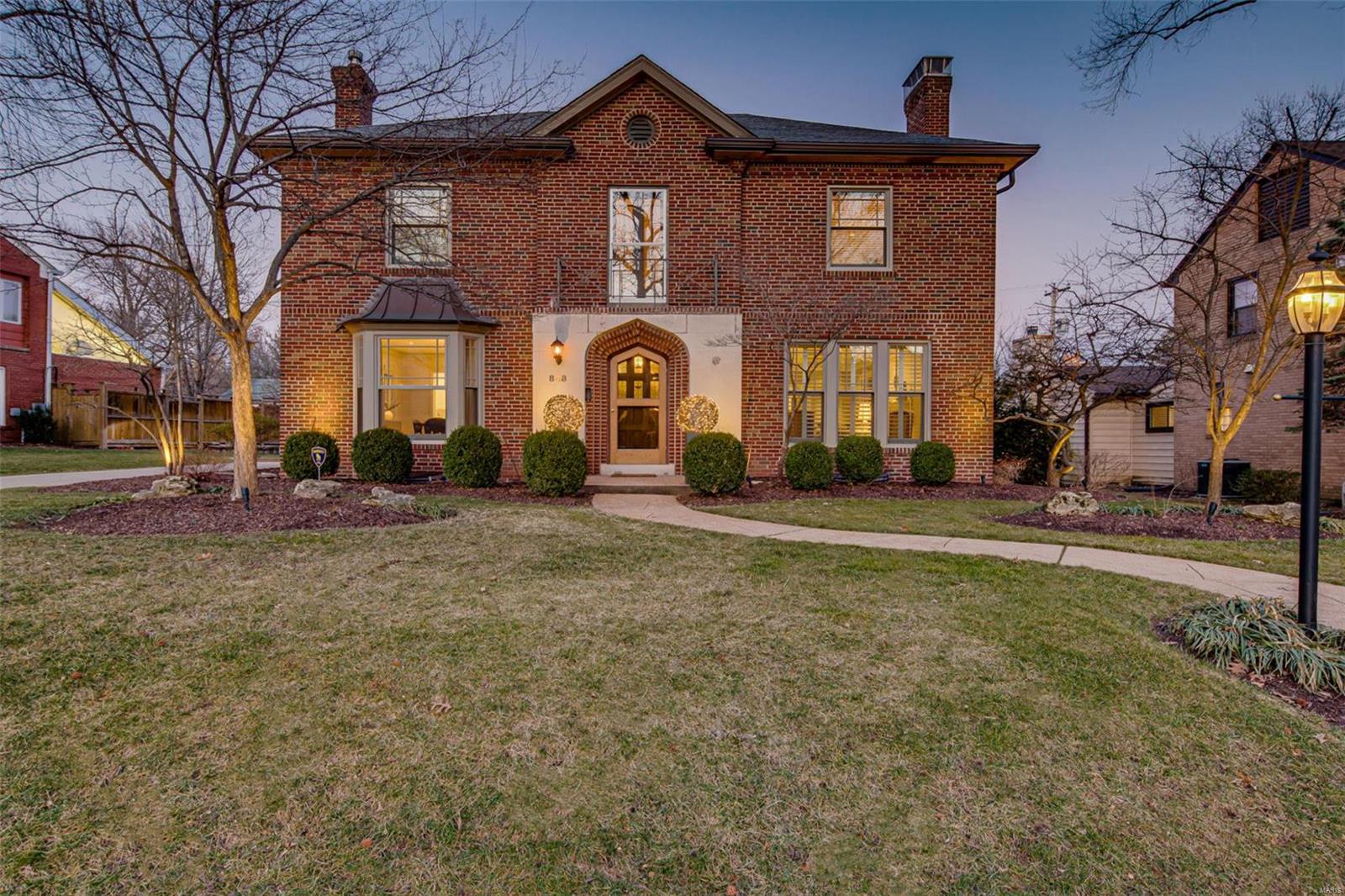 Davis Place - Residential