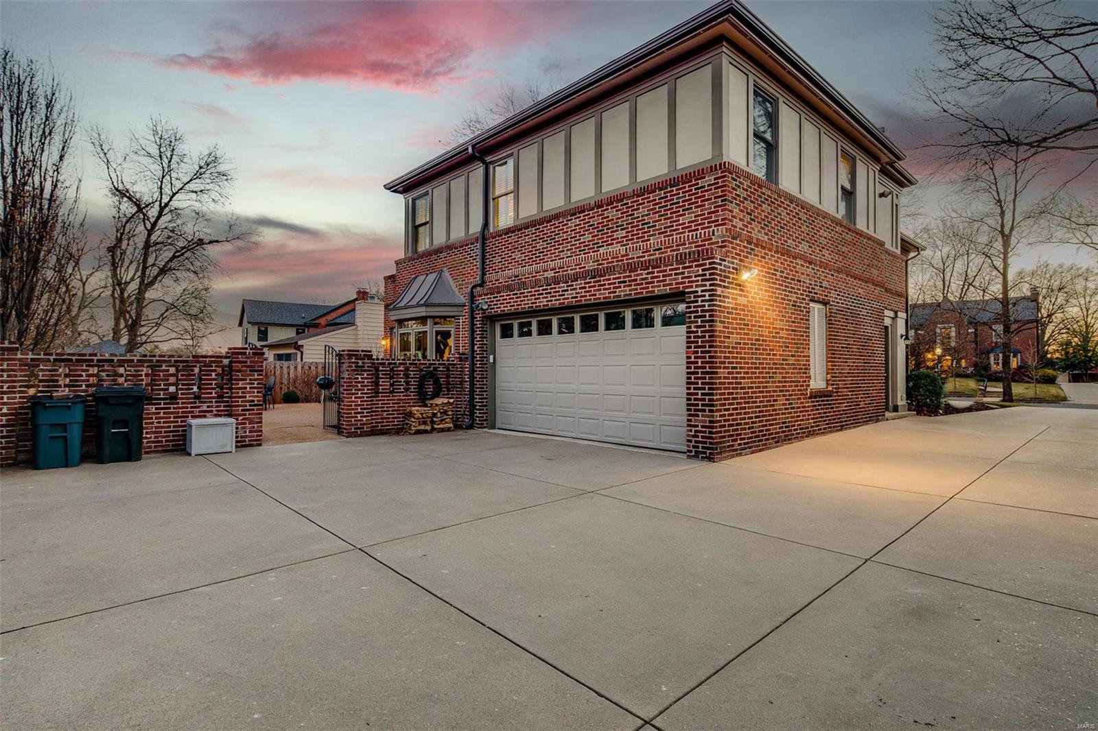 Davis Place - Residential