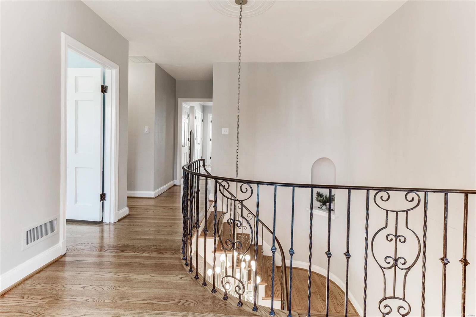 Davis Place - Residential