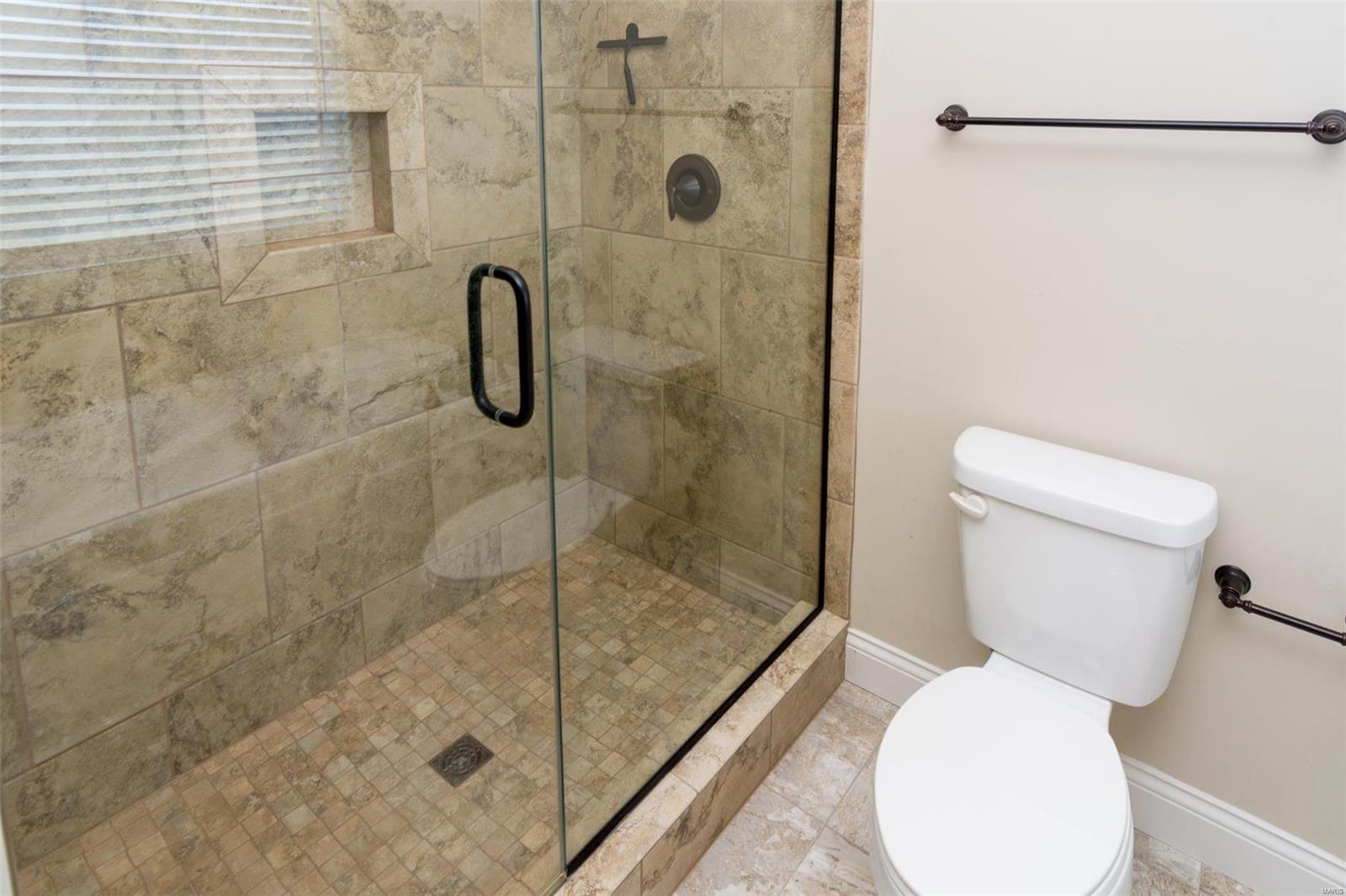 Stone Ridge Canyon #8 - Residential Lease