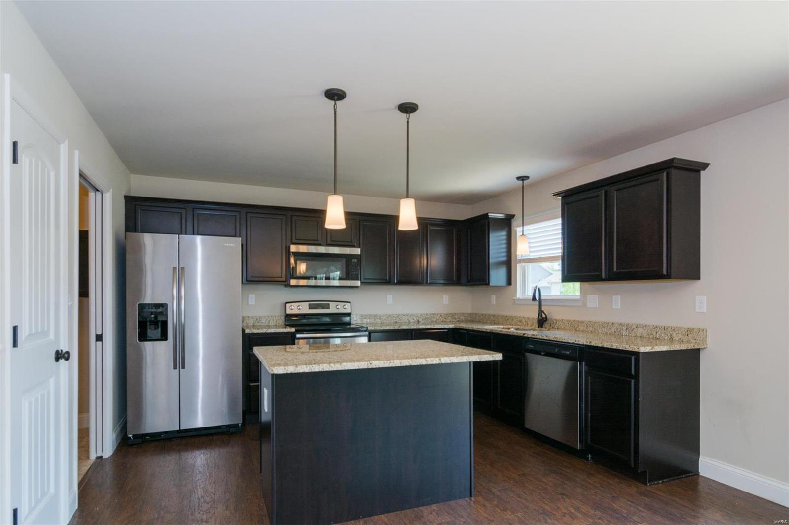 Stone Ridge Canyon #8 - Residential Lease