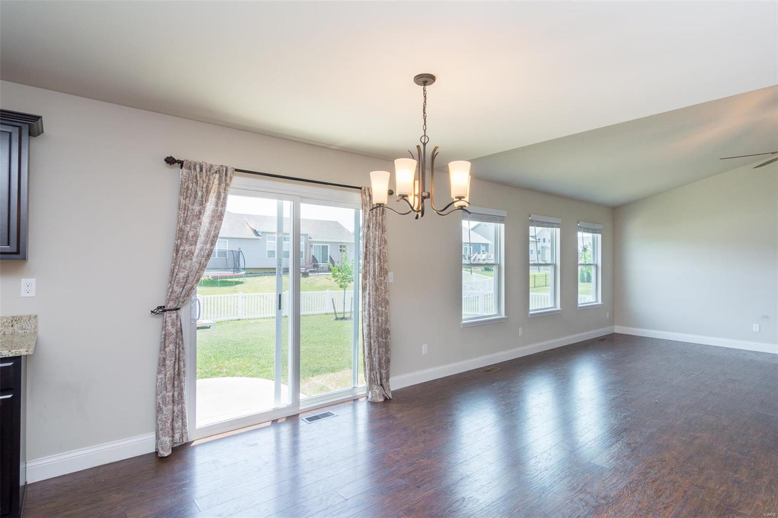 Stone Ridge Canyon #8 - Residential Lease