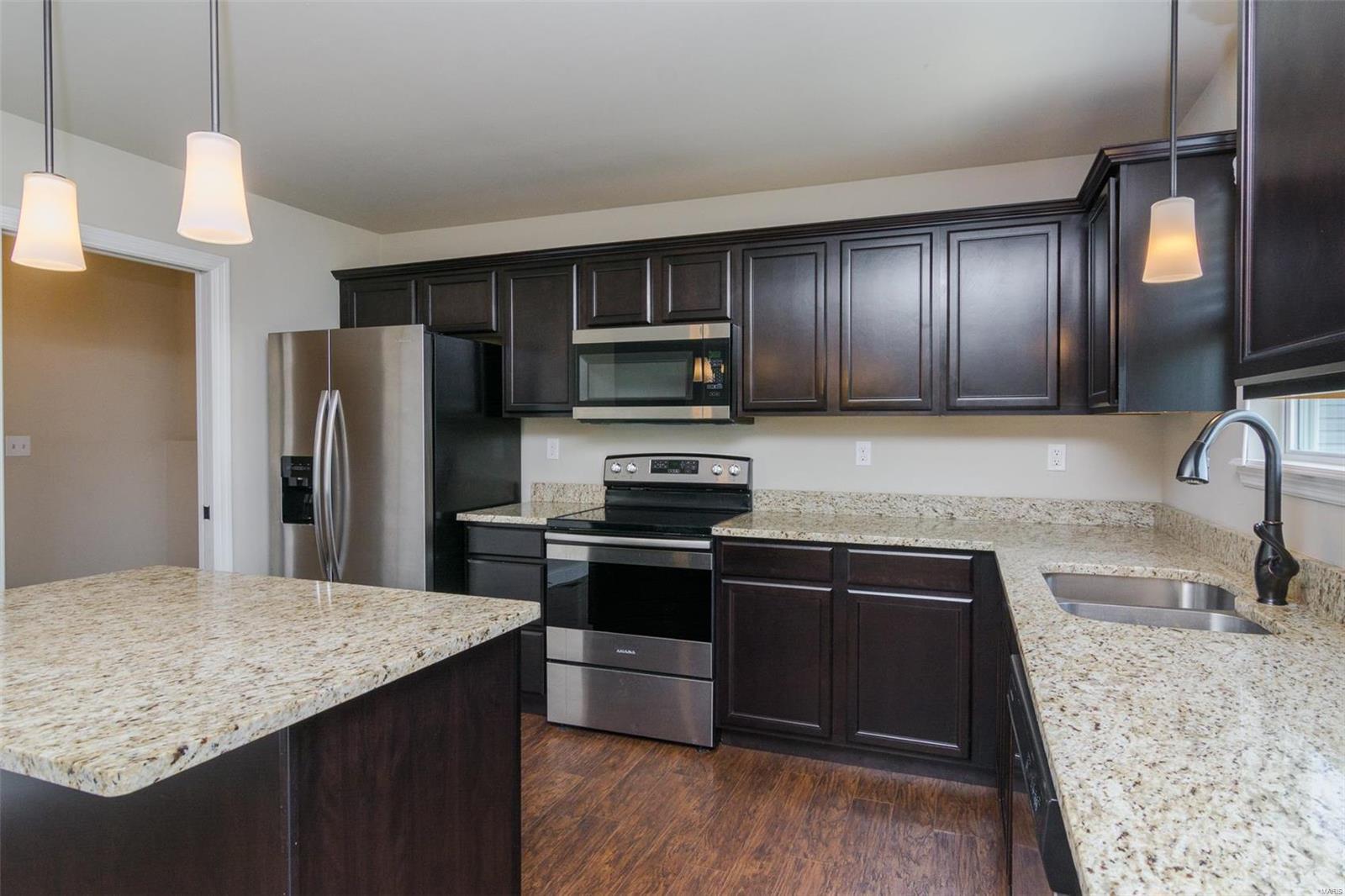 Stone Ridge Canyon #8 - Residential Lease