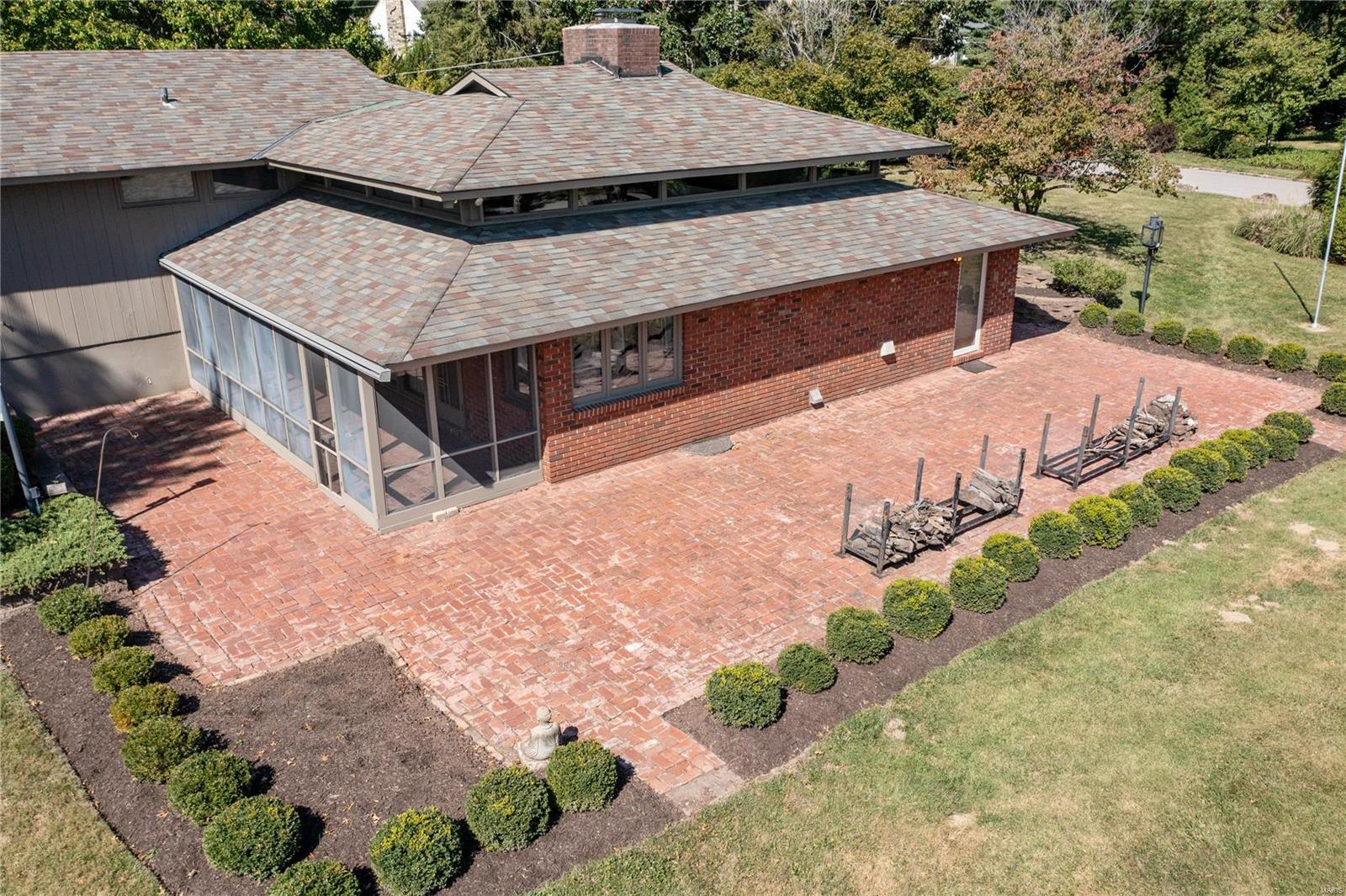 Sherwyn Lane - Residential