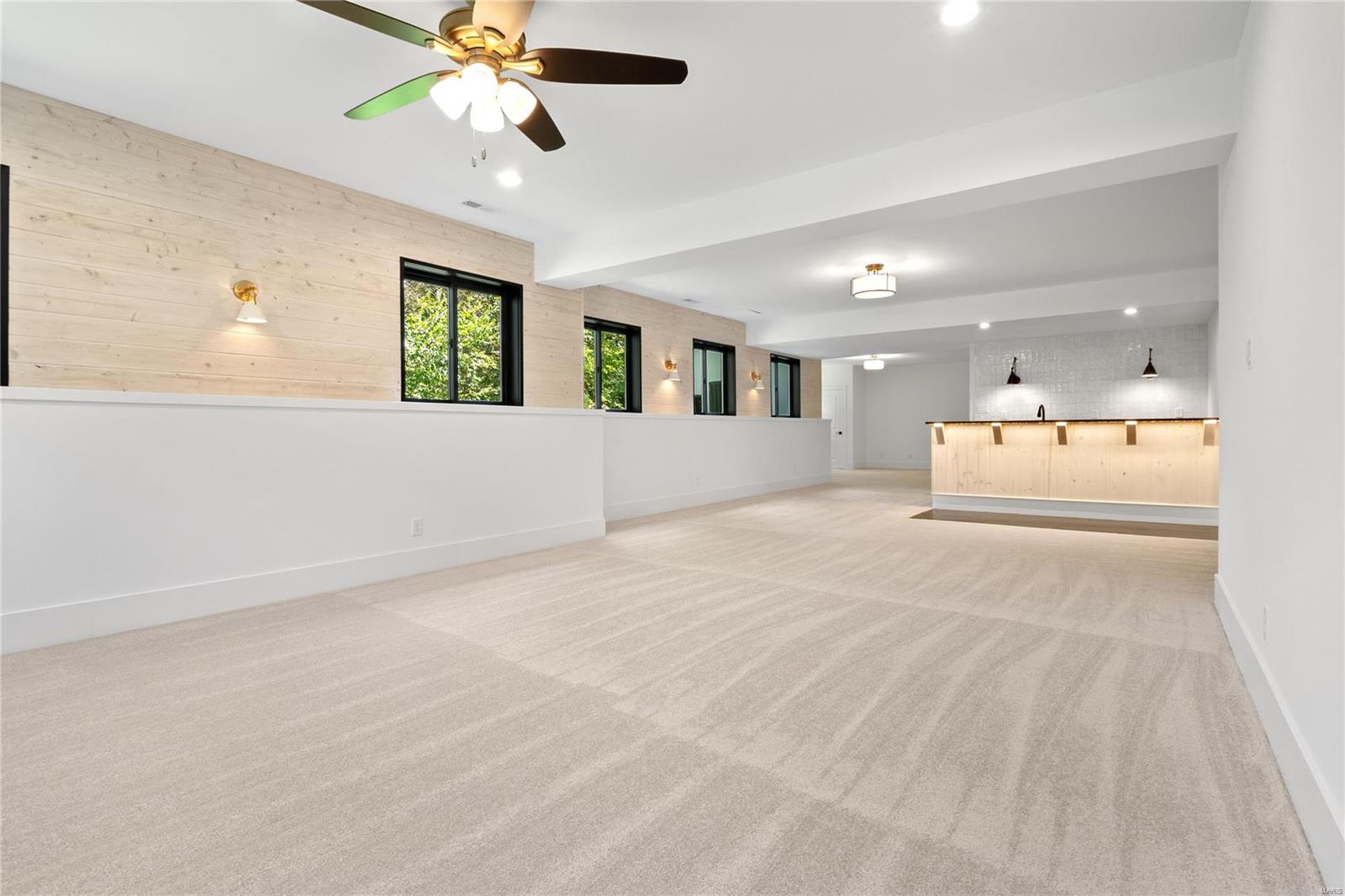 Harflo Acres Add - Residential