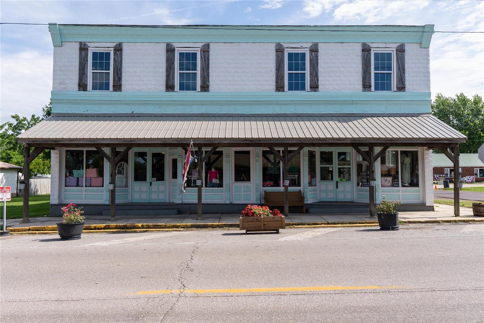 Town/Rosebud - Commercial Sale