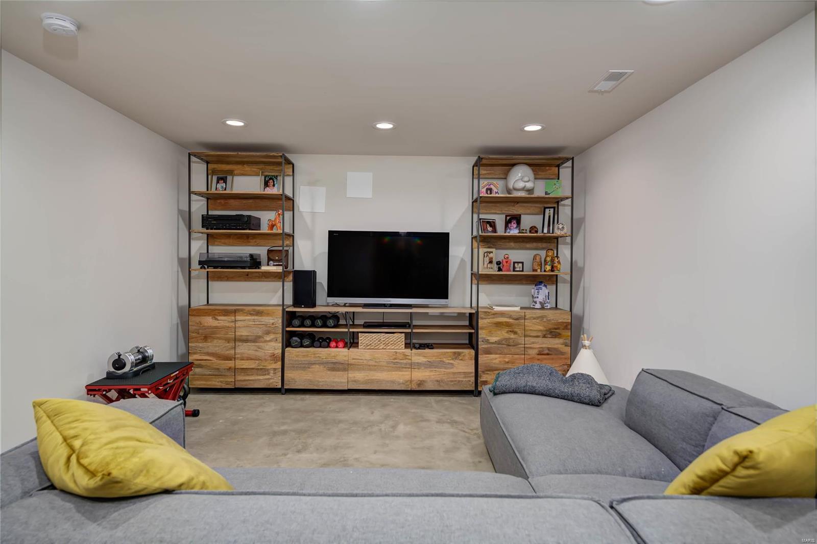 Thornwood Estates 1 - Residential